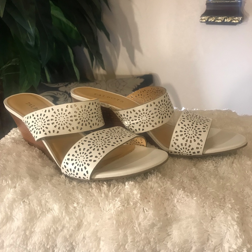 Talbots - Picture 10 of 16